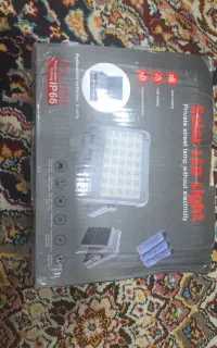 چراغ اضطراری خورشیدی ۳۵ خانه 300وات