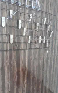 آویز فلزی
