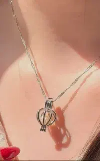 عشق به دختر با یه دنیا کادوی قشنگ . فقط ۳۳۰ تومان
