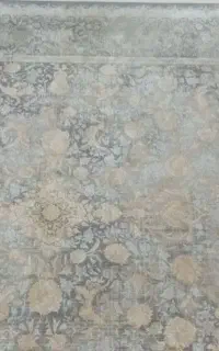فرش 9متری 1200شانه طاووس زمینه کرم طوسی