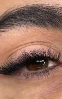 تخفیف ویژه خدمات اکستنشن مژه لیفت لمینت مژه و ابرو