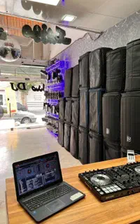 اجاره بلندگو.باند.رقص نور.دیجی اسپیکر شارژی