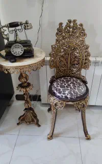 میز تلفن و صندلی برنجی