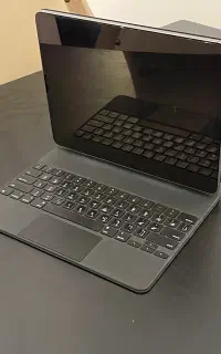 IPOD PRO M2 cellular