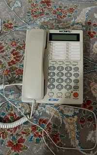 تلفن رو میزی