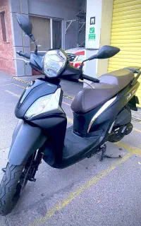 اس وای ام لاکی ۲۰۰ sym lucky 200