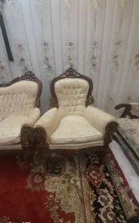 مبل سلطنتی
