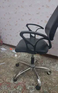صندلی اداری سالم جکدار