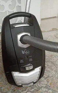 جاروبرقی ویداس ۲۴۰۰ وات مشکی کاملا سالم