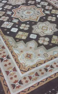 گلیم فرش ۹ متری