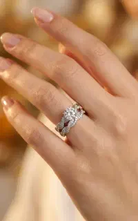حلقه و پشت حلقه ی نقره