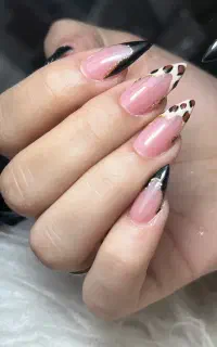 دستیارناخن مسلط به ریموو و ژلیش