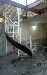 ساخت انواع پله گرد ساده.. سقف ویلایی آلاچیق