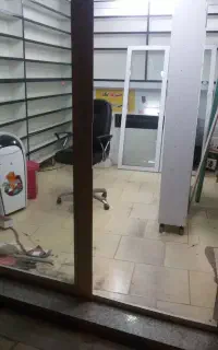 قفسه و ویترین و پیشخوان