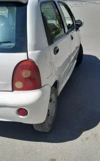 ام وی ام ۱۱۰ سه سیلندرسفید