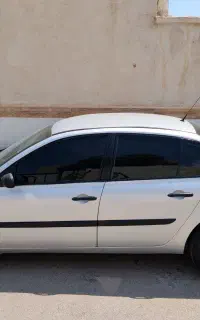مگان ۱۶۰۰دنده مدل۸۷