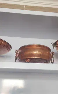 ظروف شیک و قدیمی مسی