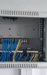 دوربین، دزدگیر، تاسیسات برق