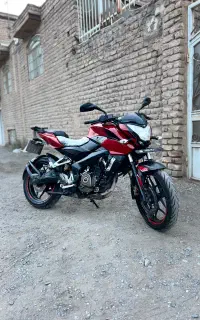 Ns 200