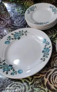 شیرینی خوری