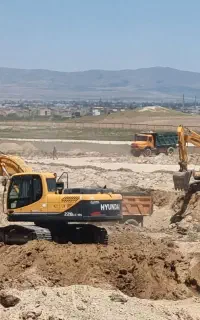 کمرشکن و بیل زنجیری مکانیکی همراه پیکور