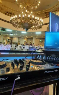 دیجی dj کاملا حرفه‌ای خانم با سابقه 10 ساله