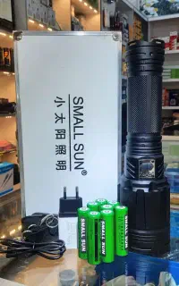 چراغ قوه اسمال سان g999