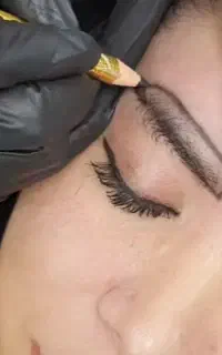 ارایشی و زیبایی.
