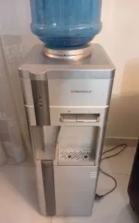 آبسرد کن و گرم کن یخچال دار