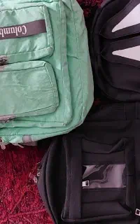 ۳ عدد کیف مدرسه ب فروش میرسد