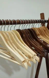 چوب لباسی ، چوبکار  چوبی و طرح چوب