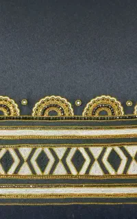 دوعدد شلوار رنگ مشکی و سفید