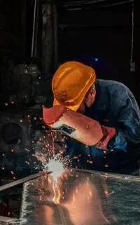 نیروی فنی هستم(آچارفرانسه)
