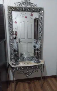 آینه و کنسول