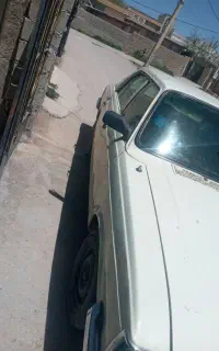 پیکان سواری مدل ۸۱