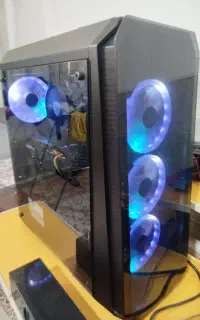 کیس گیمینگ نسل 5 با گرافیک RX580 هشت گیگ
