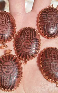 مدال آویز سنک هبهاب معروف