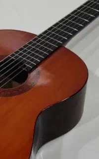 گیتار یاماها c70سری اول اصل صد در صد اصل