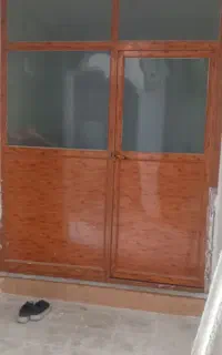 درب آلومینیومی در حد نو