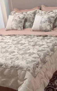 رو تختی دو نفره