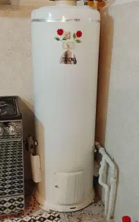 آبگرمکن زمینی سالم در حد بدون سوراخ و جوش