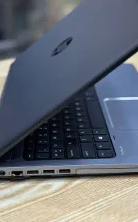 لپتاپ hp سالم، بسیار نو و تمیز