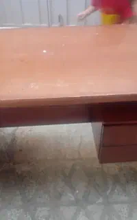 میز تحریر چوبی و دوطرفه