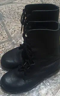 پوتین سربازی