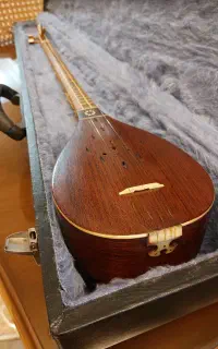 سه تار کاسه بزرگ استاد فرمان مرادی در حد نو