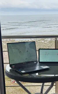 دستیار ترید