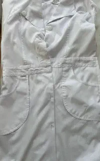 روپوش سفید پزشکی