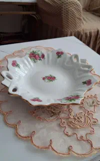چینی گلسرخی
