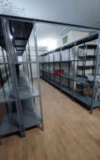 قفسه پیچ و مهره ای ،قفسه انباری