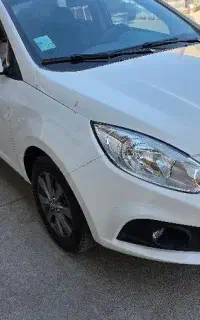 جک j4 (جی ۴) مدل ۱۴۰۴